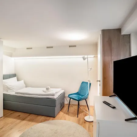 Mini Mit Bad Und Kueche Apartment *
