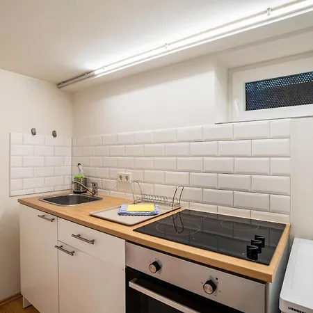 Mini Mit Bad Und Kueche Pforzheim